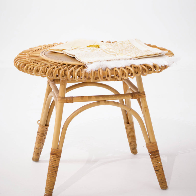 Tapis de prière brodé beige