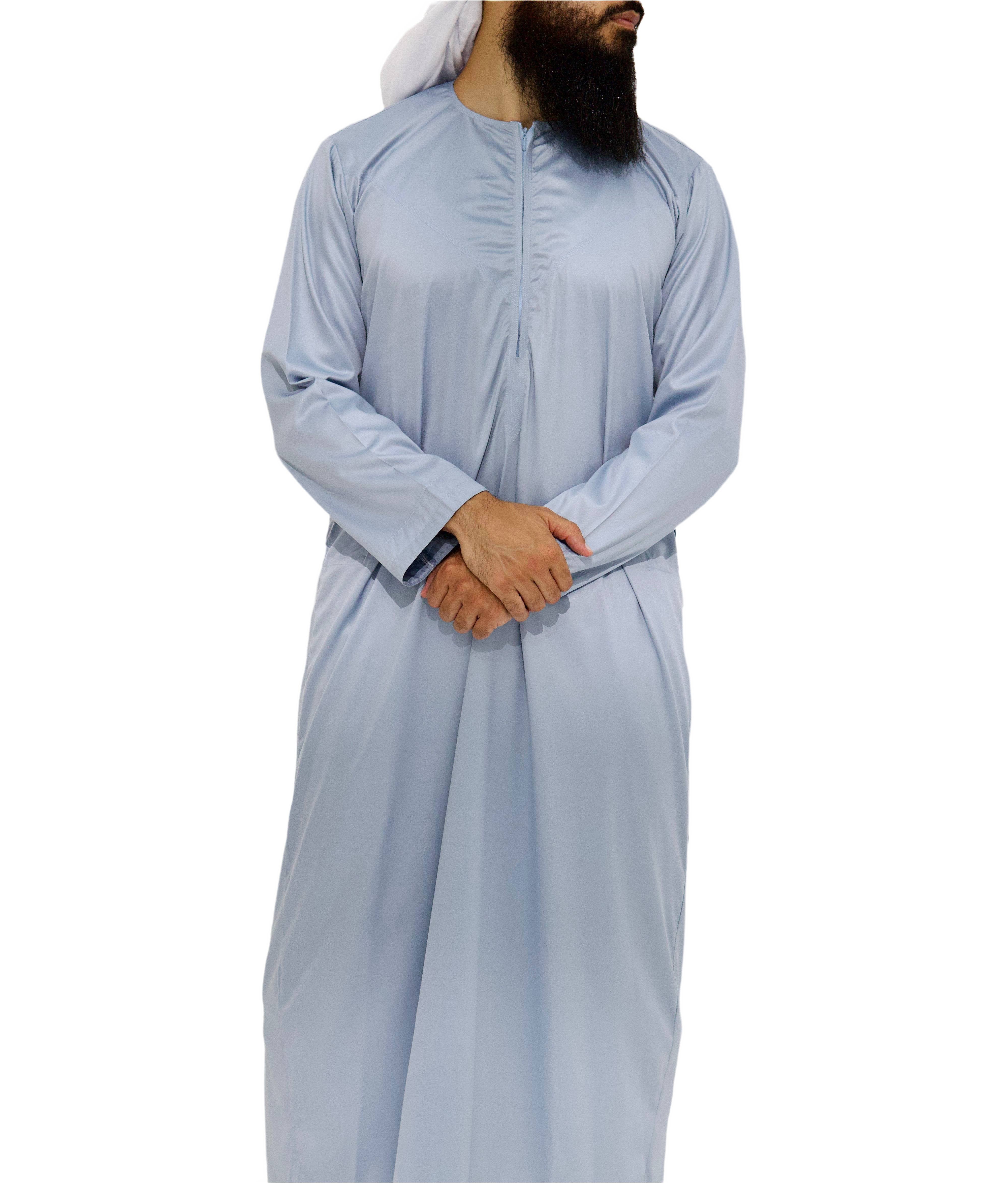 Qamis Emirati Satiné Gris Bleuté